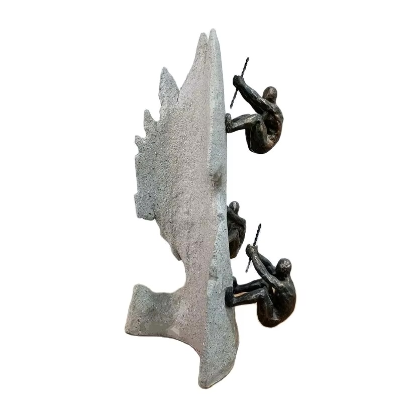 FIGURA DEC. HOMBRE ESCALANDO MONTAÑA REF:ES22072-23*15*35CM