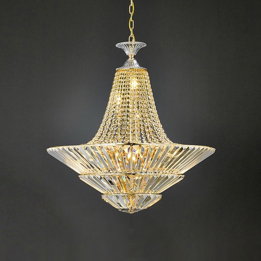 LAMPARA COLGANTE CON CADENAS Y CUERPO DE CRISTAL FORMA TRIANGULAR E14 D:69 H70CM