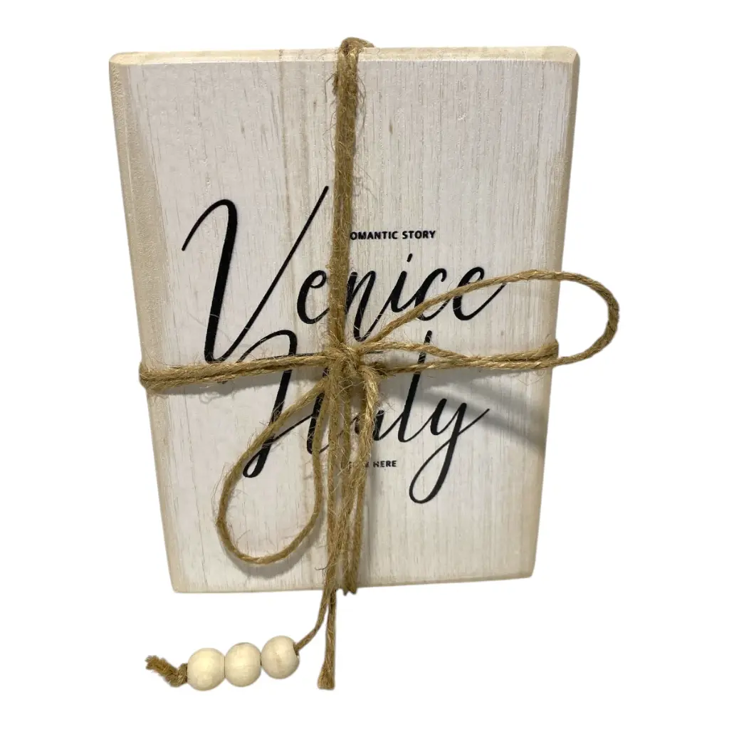 LIBRO DECORATIVO DE MADERA VINTAGE 21X15X8CM