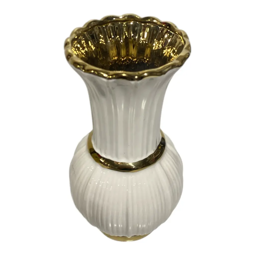 FLORERO DE PORCELANA BLANCO FILO DORADO 10X10X20CM