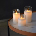 VELA LED CON CANDELABRO, A PILAS 3A"X3. 8X15CM
