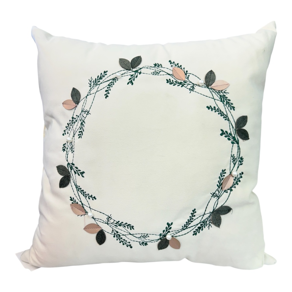 COJIN CORONA DE HOJAS VERDES/NUDE CON PERLAS 45X45CM