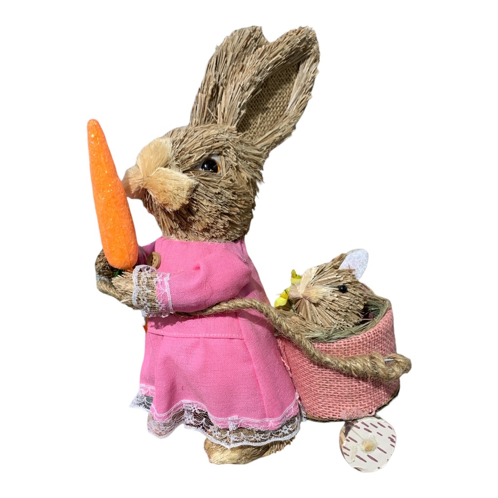 CONEJO DE PAJA C/BEBE 31CM