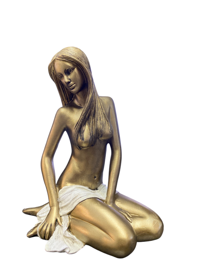 DAMA EN TOALLA 14X13X19CM