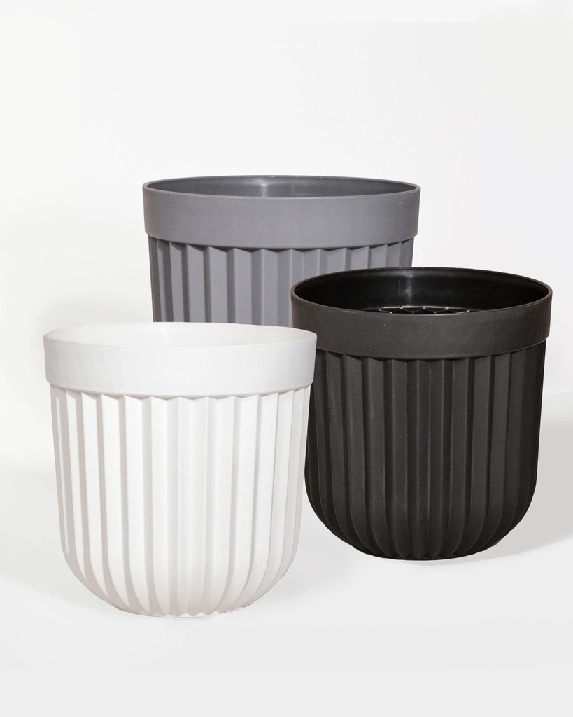 MACETA PLASTICO 3COL. 30X30CM