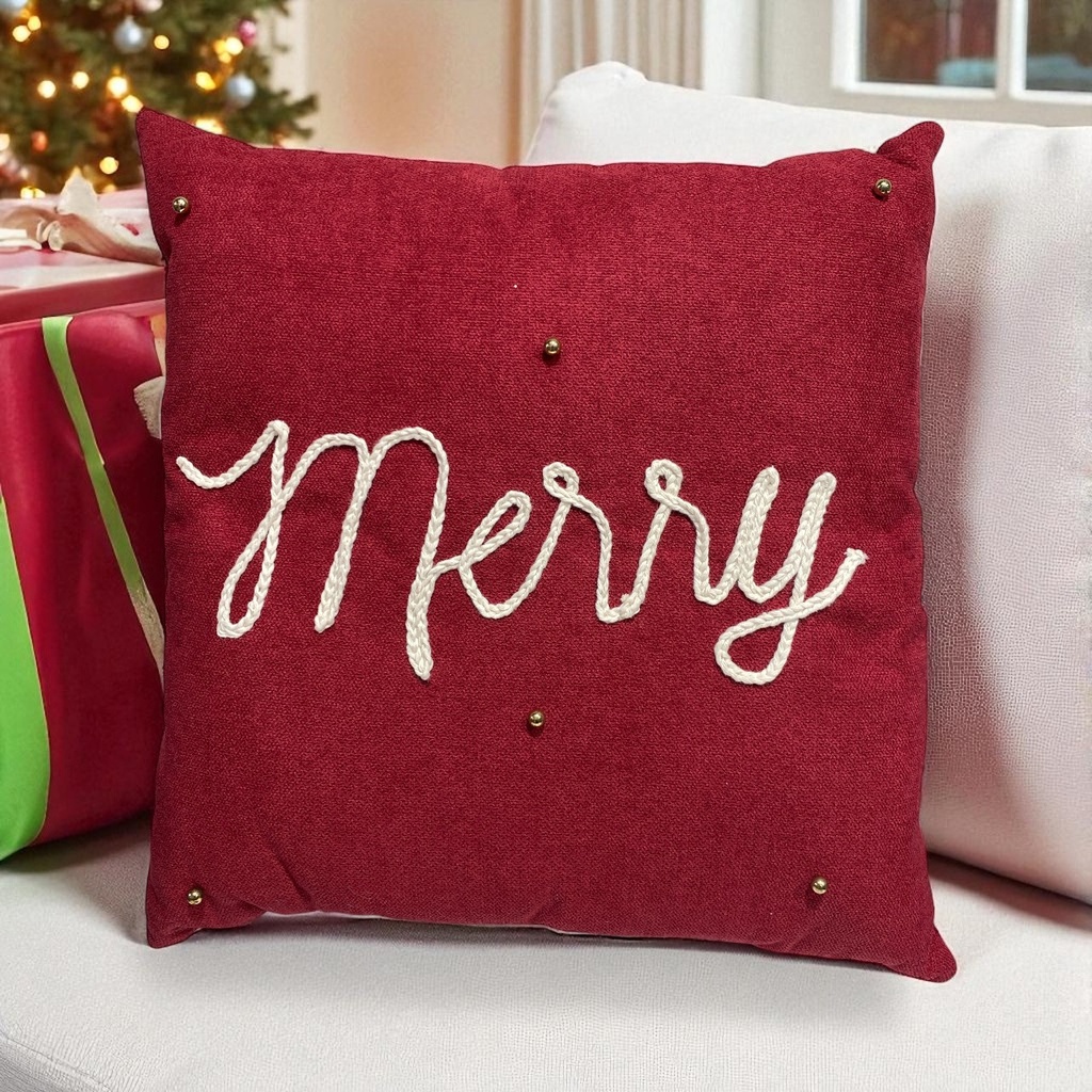 COJIN NAVIDEÑO ROJO FRASE TRENZADA MERRY, 45X45CM