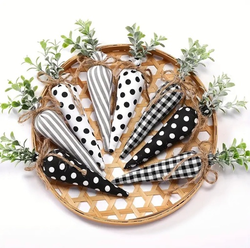 [019121] ZANAHORIA DE TELA 20CM UNIDAD